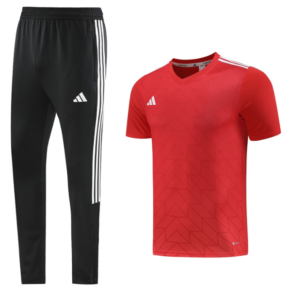 Adidas Set T-Shirt + rote Hose - VENI Fußball