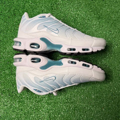 Nike Air Max Plus TN White Mica Green Casual Shoes Size 40 Eur