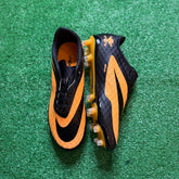 Nike Phantom Hypervenom Elite Orange and Black Firm Ground FG Kids Football Boot Size 37,5 Eur