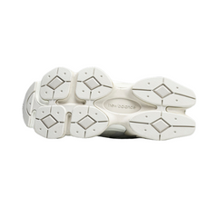 New Balance 9060 GreyMoon Sneakers