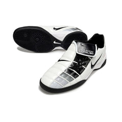 Nike Air Zoom Total 90 III White and Black Indoor IC Football Boot