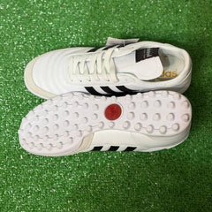 Adidas Mundial Team White and Black Turf TF Football Boot Size 42 Eur