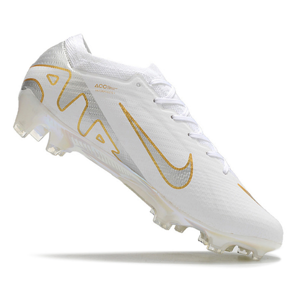 Chuteira Campo Nike Zoom Mercurial Vapor 15 Elite FG Branca, Prata e Dourada - VENI Futebol