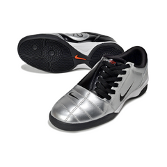 Nike Total 90 III Silver and Black Indoor IC Football Boot