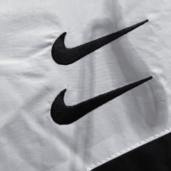 Windbreaker Nike Preto e Branco - VN Esportes