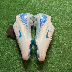 Nike Air Zoom Mercurial Vapor 16 Elite White and Light Blue Firm Ground FG Kids Football Boot Size 38 Eur