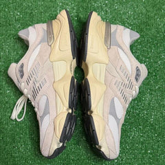 New Balance 9060 White and Beige Casual Shoes Size 41,5 Eur
