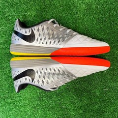 Nike Lunar Gato II White and Gray Indoor IC Football Boot Size 42 Eur