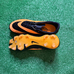 Nike Phantom Hypervenom Elite Orange and Black Firm Ground FG Kids Football Boot Size 37,5 Eur
