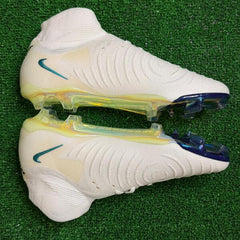 Nike Phantom Luna 2 Elite Chromatic Pack Firm Ground FG Football Boot Size 44 Eur