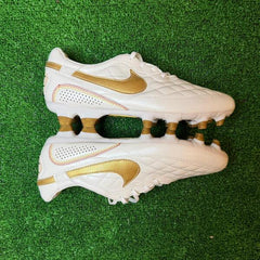 Nike Tiempo R10 Legend Elite White and Gold Firm Ground FG Football Boot Size 42 Eur