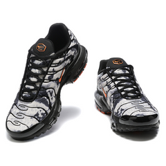 Tênis Nike Air Max Plus TN Branco, Preto e Cinza - VENI Futebol