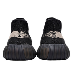 Adidas Yeezy Boost 350V2 Oreo Sneakers