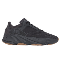 Adidas Yeezy Boost 700V2 Utility Black Sneakers