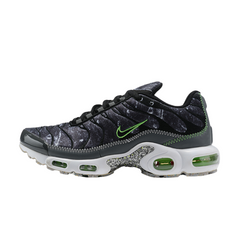 Nike Air Max Plus TN Crater Sneakers