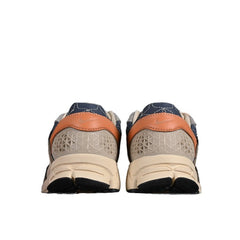 Nike Air Zoom Vomero 5 Beige and Brown Running Shoes